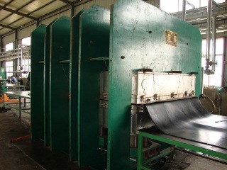 insulating rubber mat sheeting factory HIC Universal manufacturing insulating rubber mat sheeting factory HIC Universal manufacturing